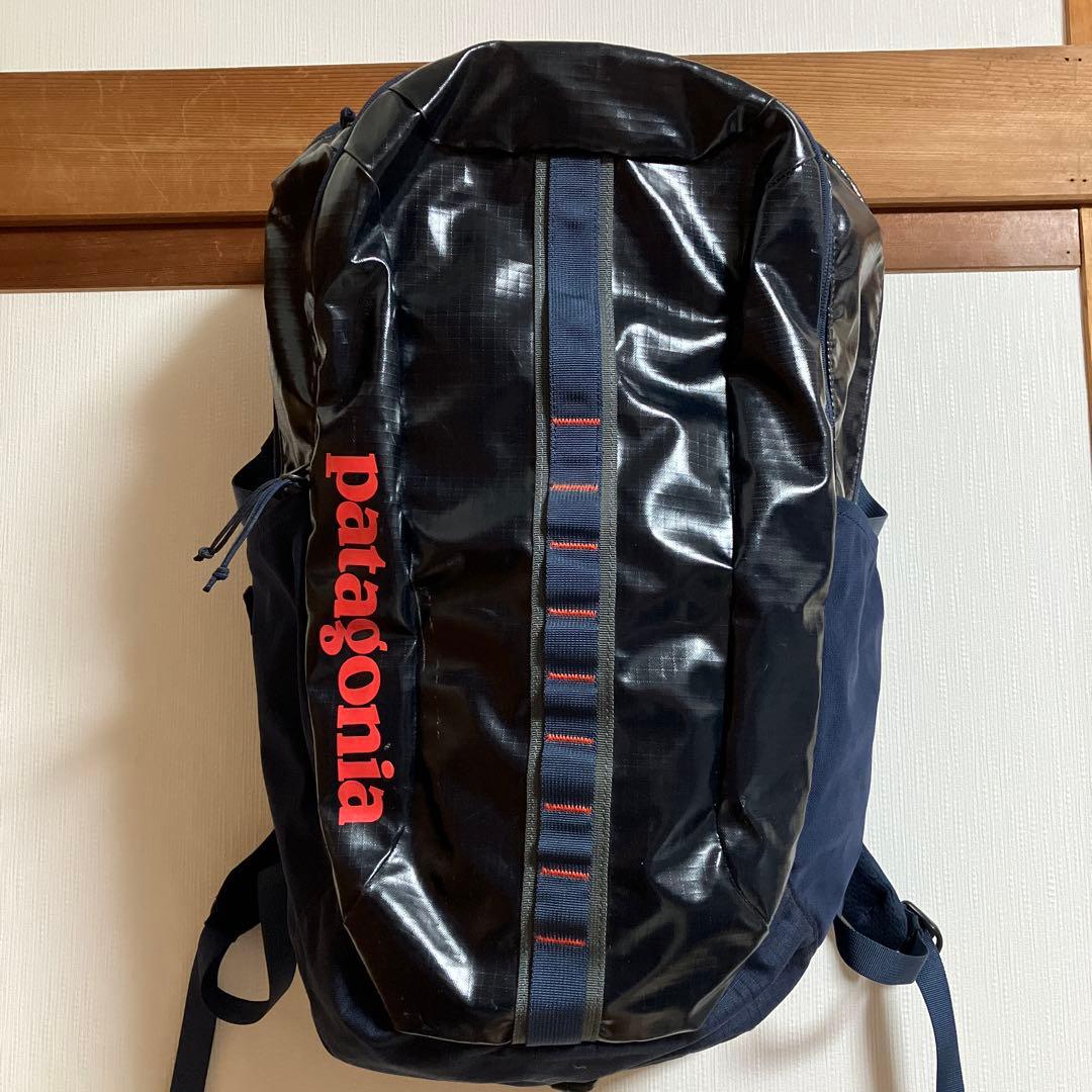 patagonia ブラックホールパック　30L
