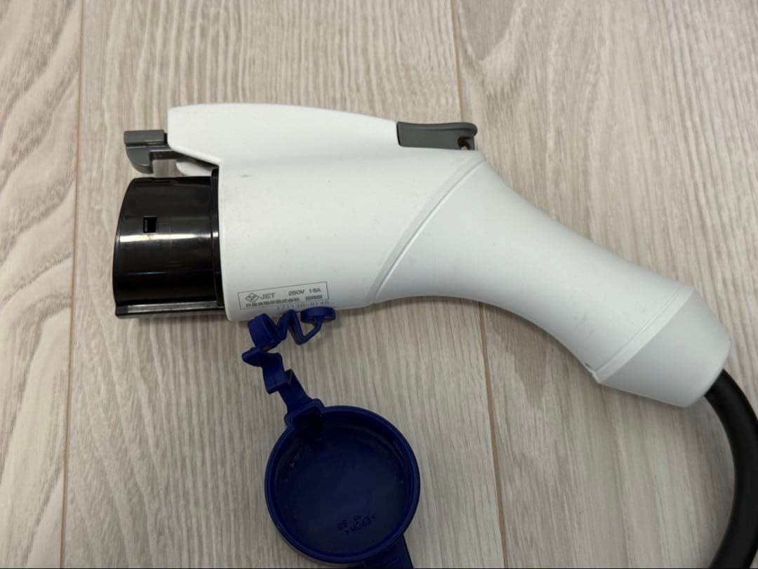 日産 純正 リーフ 充電ケーブル 3NK5E