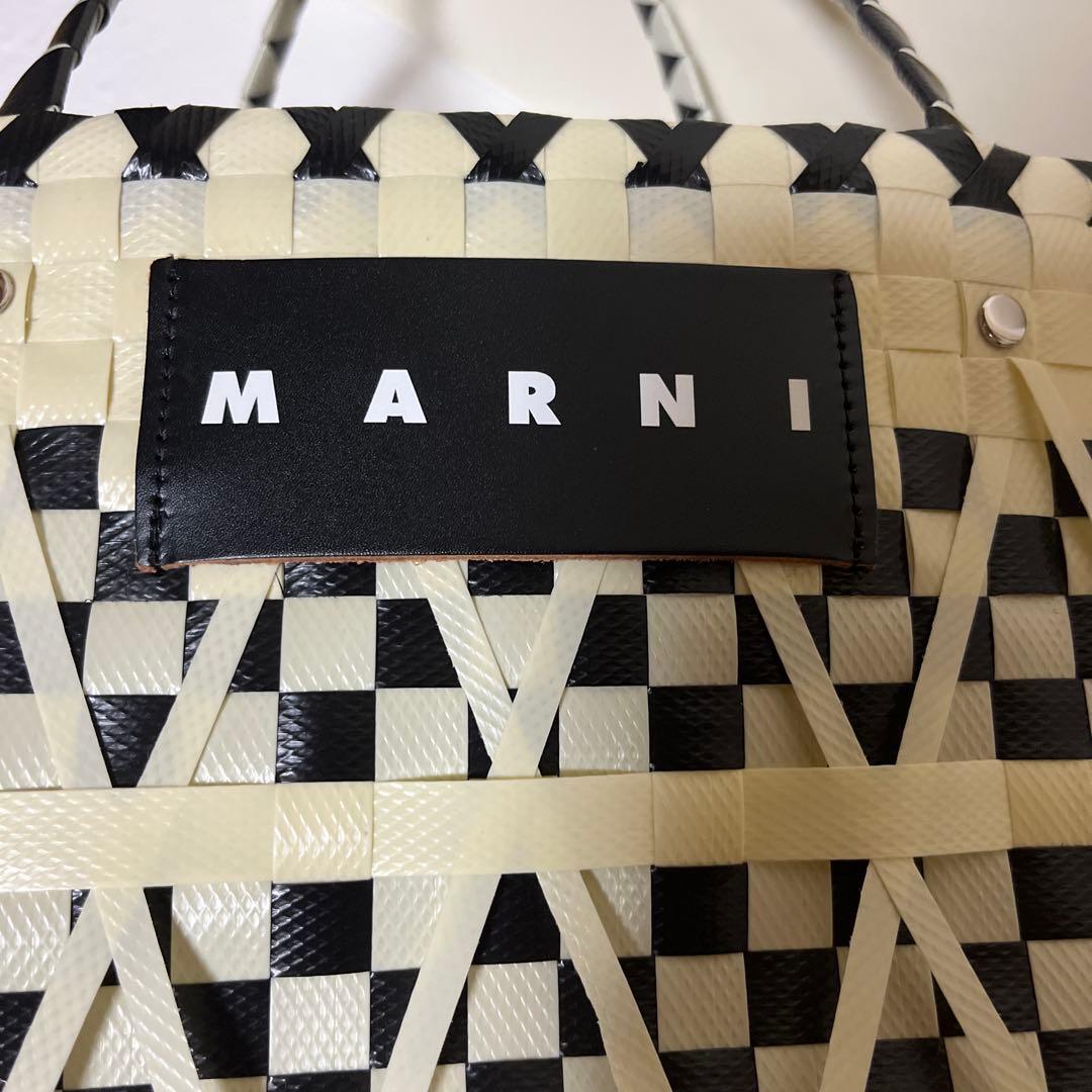 【新品・未使用】マルニマーケット　ステンシルバック　かごバック　ホワイト