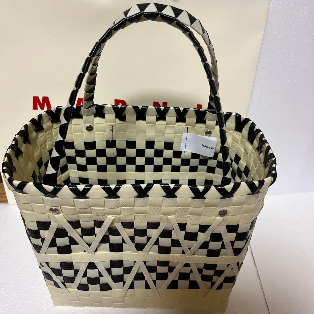 【新品・未使用】マルニマーケット　ステンシルバック　かごバック　ホワイト
