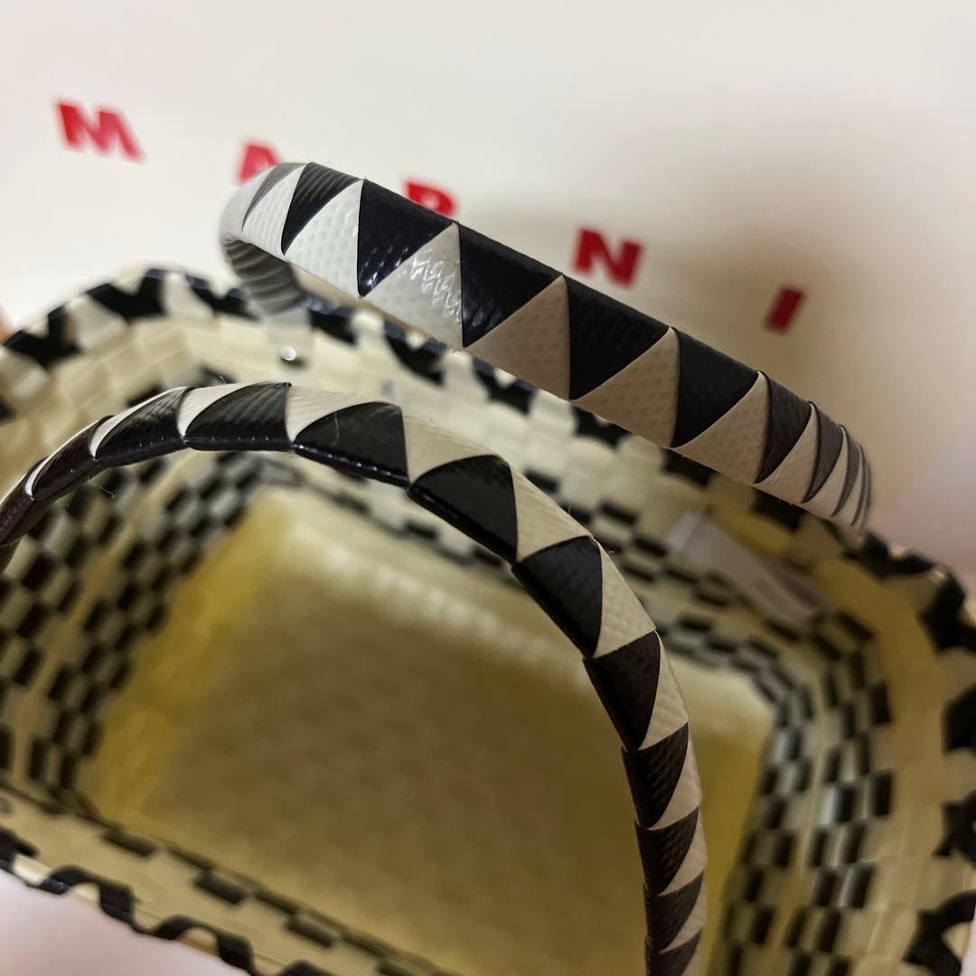 【新品・未使用】マルニマーケット　ステンシルバック　かごバック　ホワイト