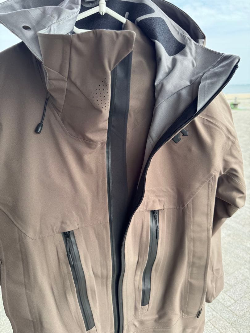 デサントスキーウェア中古　超美品　有名スキーヤー着用モデル