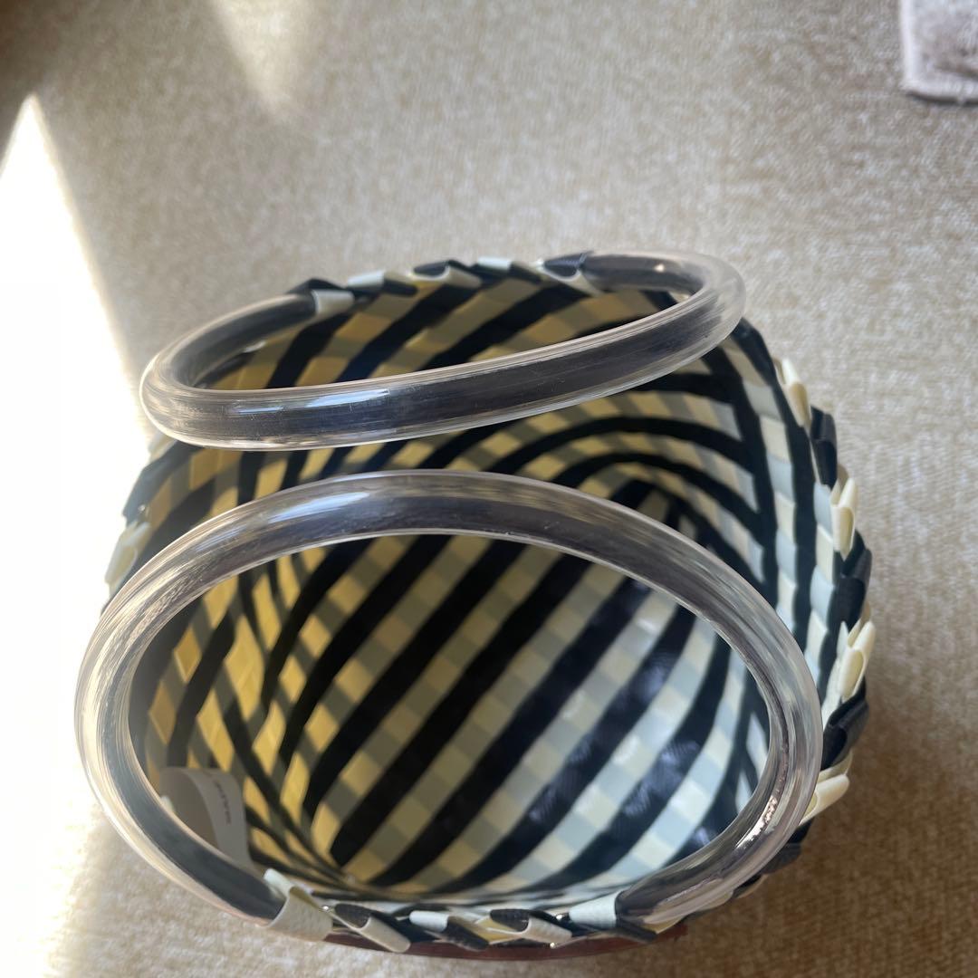 マルニフラワーマーケット　かごバッグ