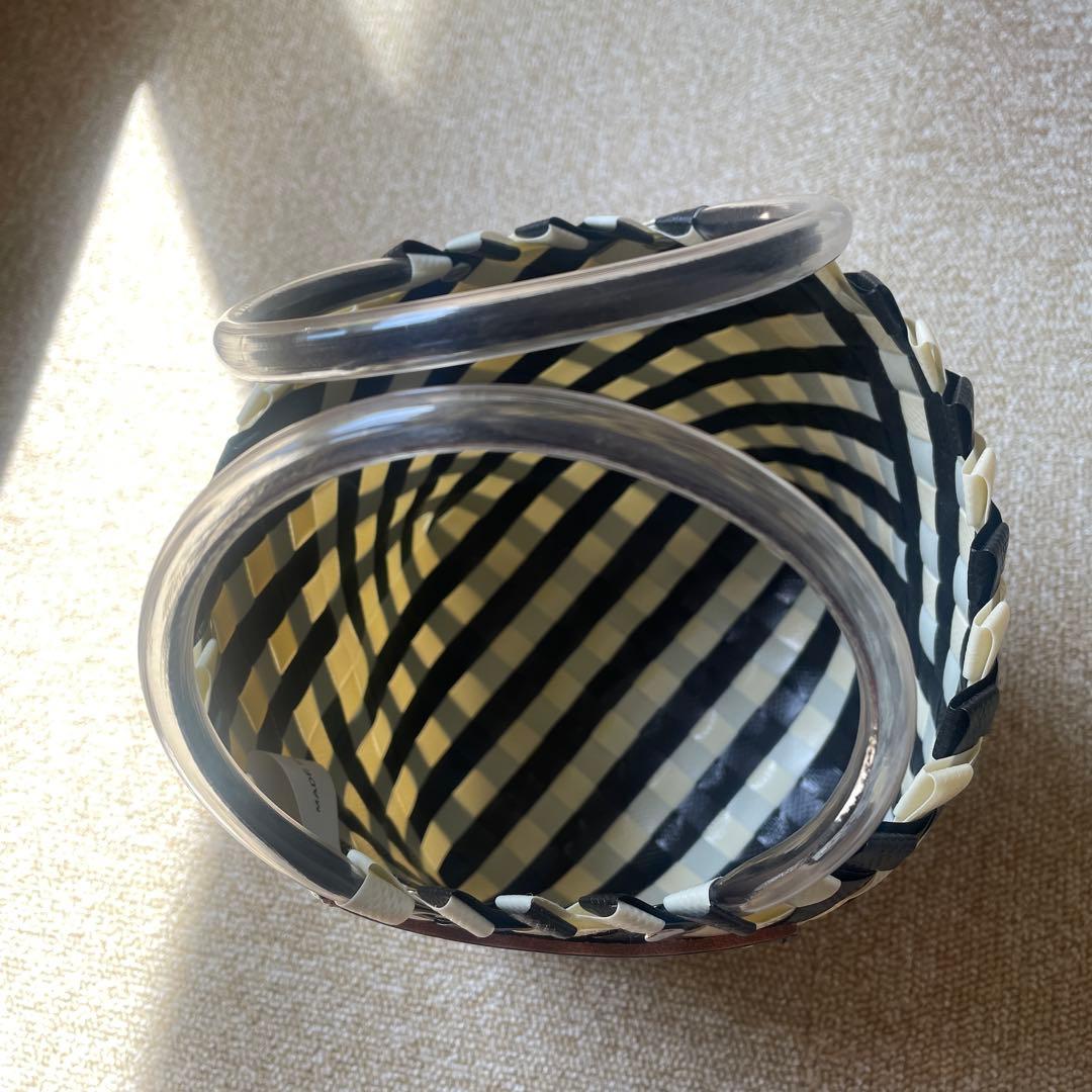 マルニフラワーマーケット　かごバッグ