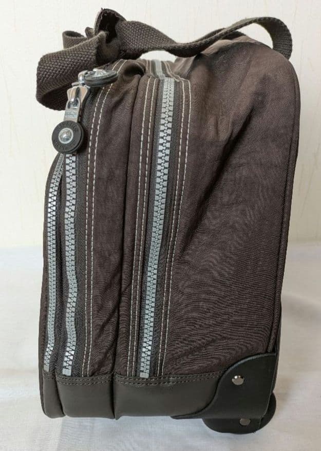 【価格修正】kipling キャリーケース／キャリーバック　　ダブルキャスター付
