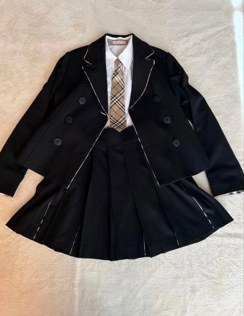 BURBERRY バーバリー　160 フォーマル　卒業式