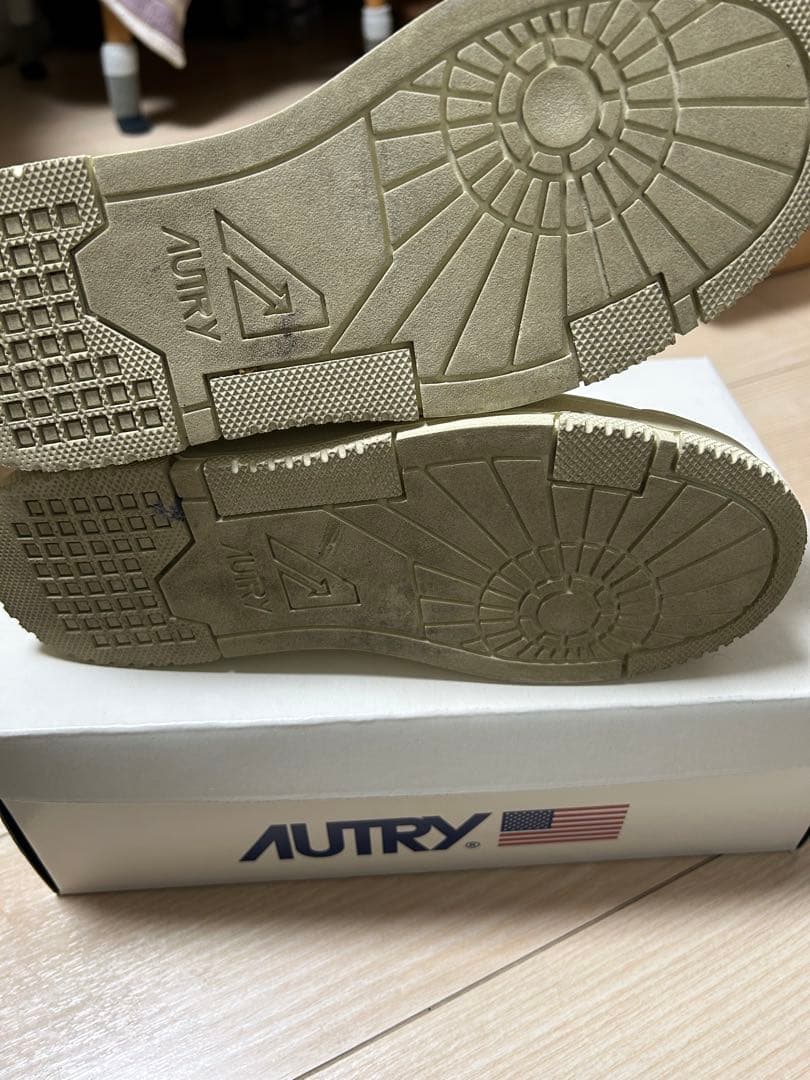 ☆美品☆【AUTRY】ROLW MY06 CLCスニーカー　38