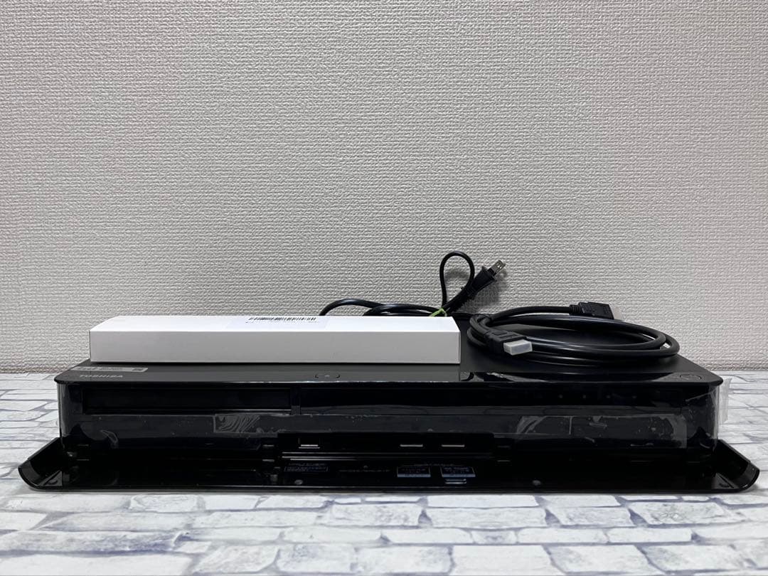 7チューナータイムシフトマシン　レグザ　ブルーレイレコーダー　DBR-M2008