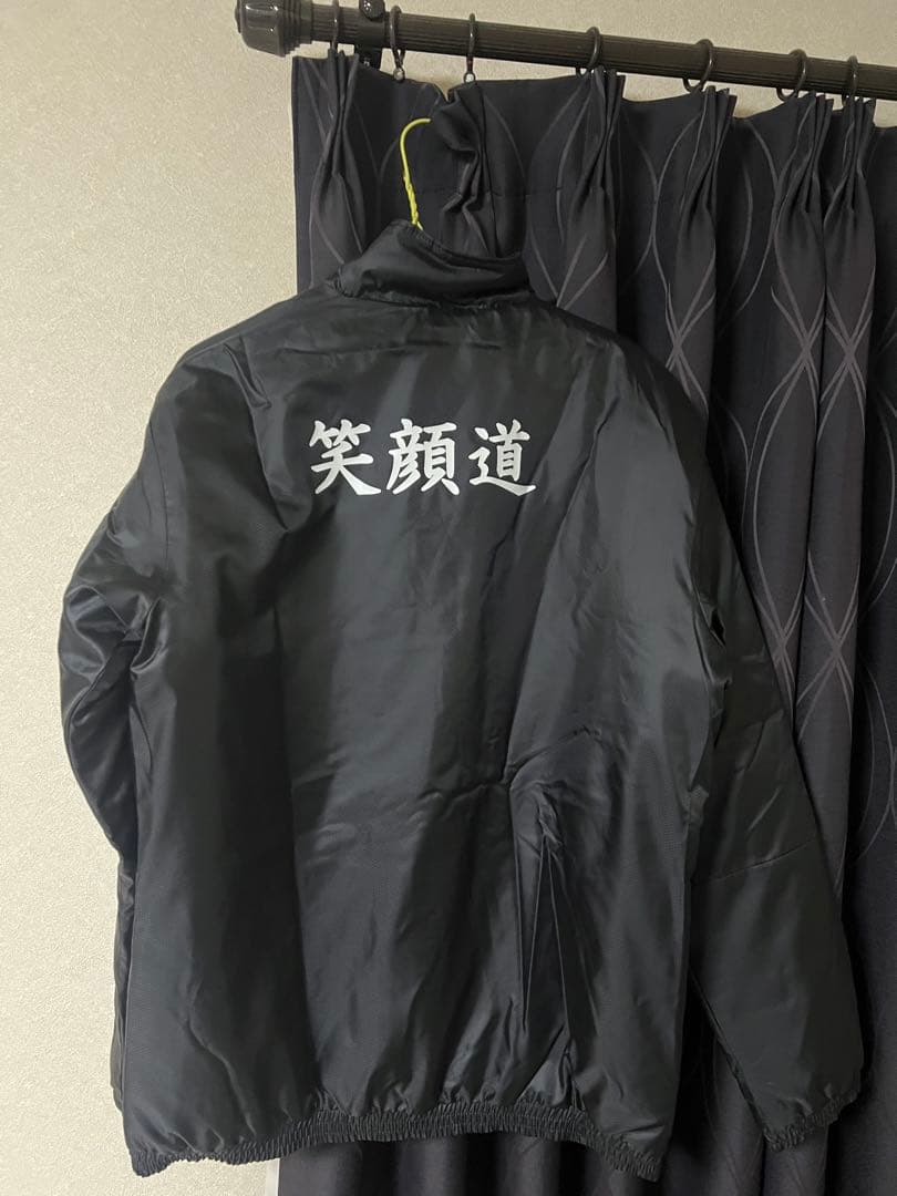 横浜FC プーマ　PUMA ウィンドブレーカー