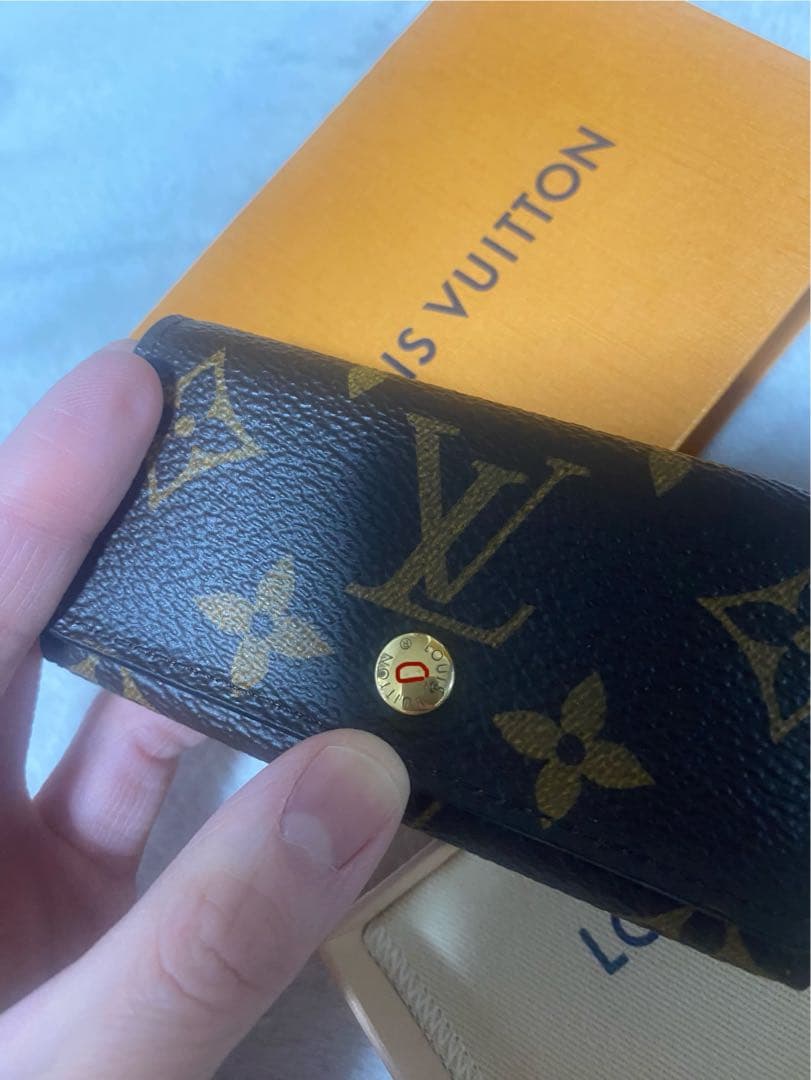 【極美品】ルイヴィトン　キーケース　4連　モノグラム　ミュルティクレ 4