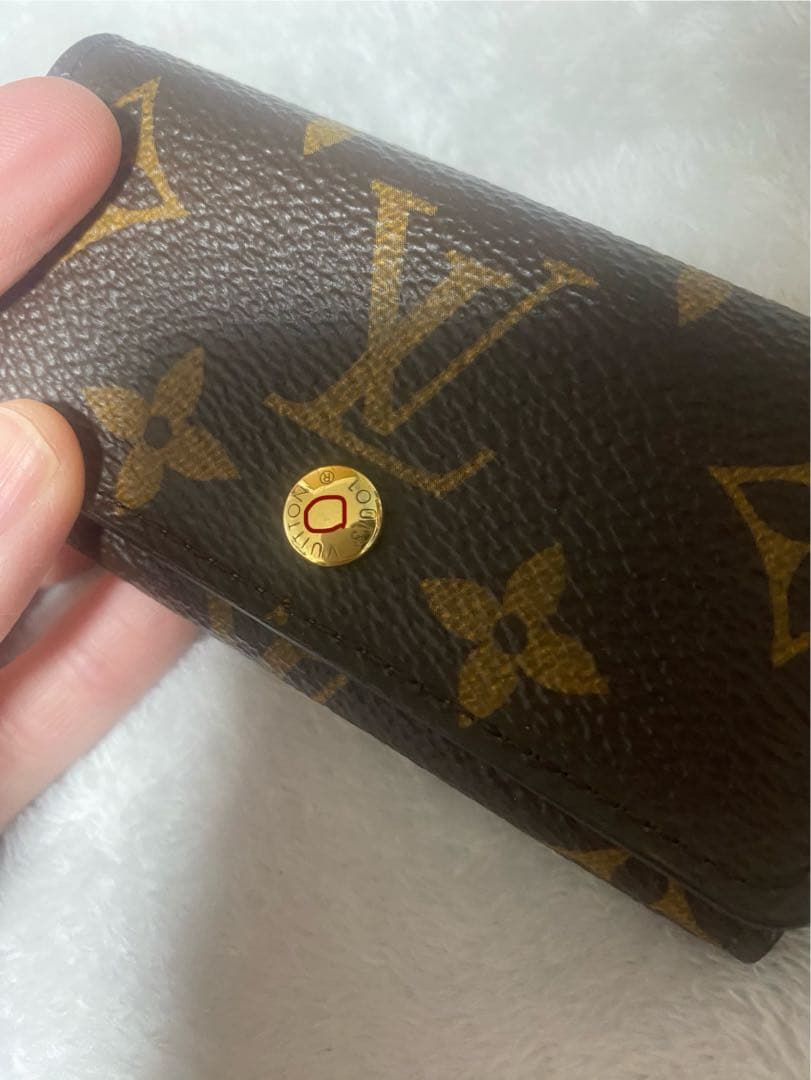 【極美品】ルイヴィトン　キーケース　4連　モノグラム　ミュルティクレ 4