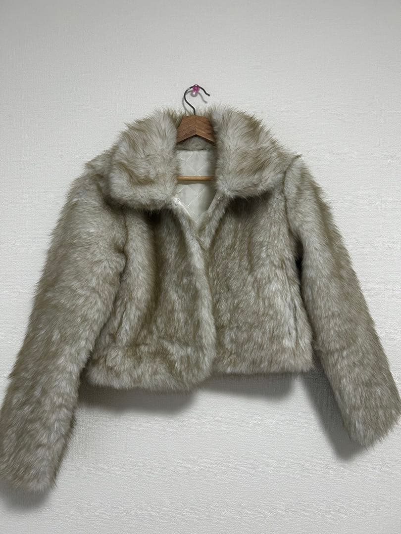 HOLIDAY&HOLIDAY ファーライクカラーショートコート