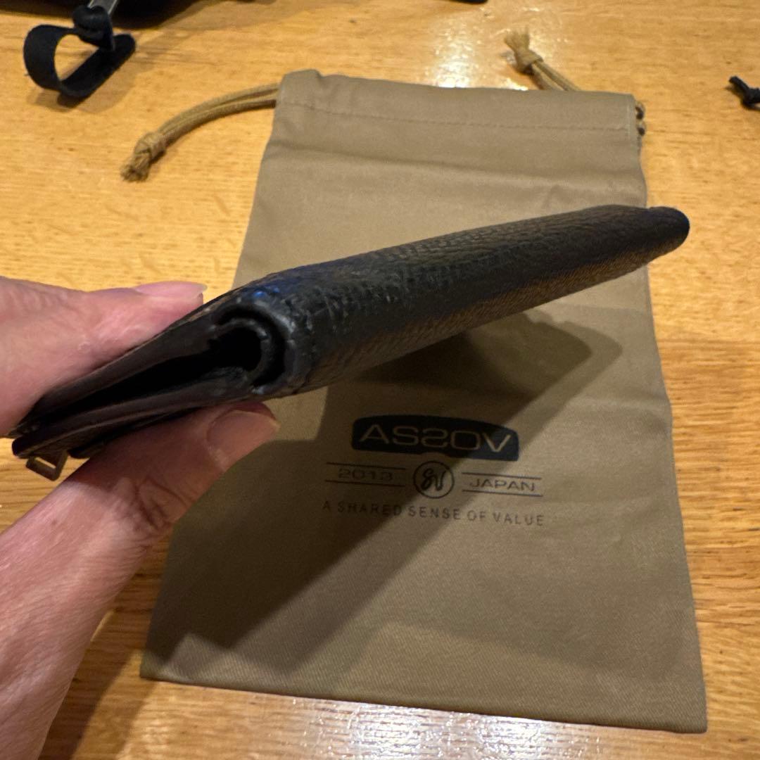 美品　AS2OV 黒 レザー 二つ折り財布 収納袋付き