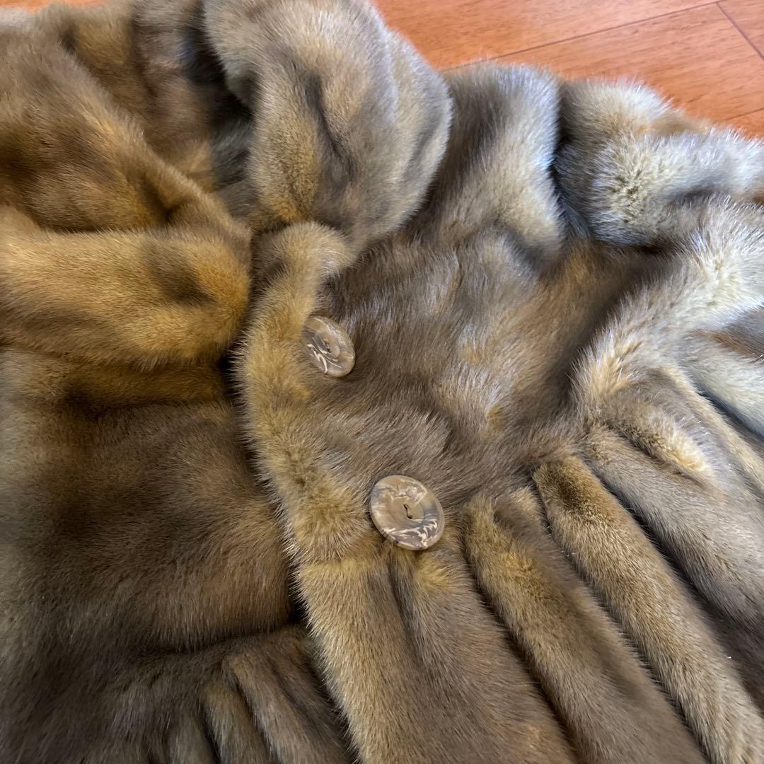 オリーブグリーン 毛皮ロングコート