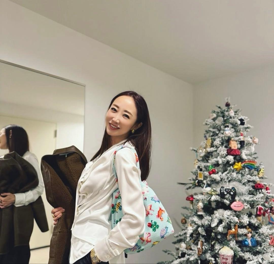 神崎恵コラボ　 カラフル動物柄 トートバッグ ミントグリーン