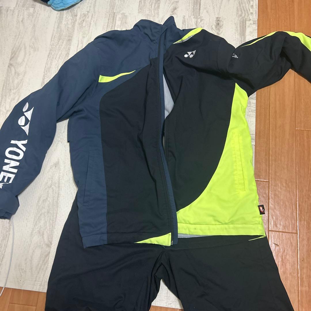 YONEX ウィンドブレーカー上下セット 背面あり