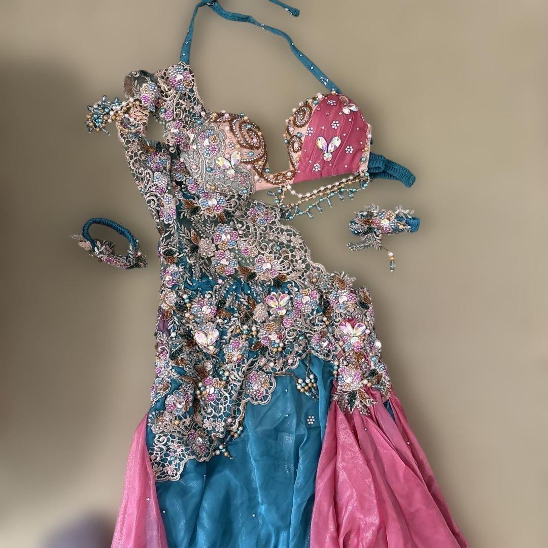 ベリーダンス セットアップ 青とピンク