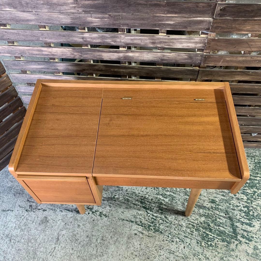 I424 W800 木製ドレッサー 化粧台 北欧