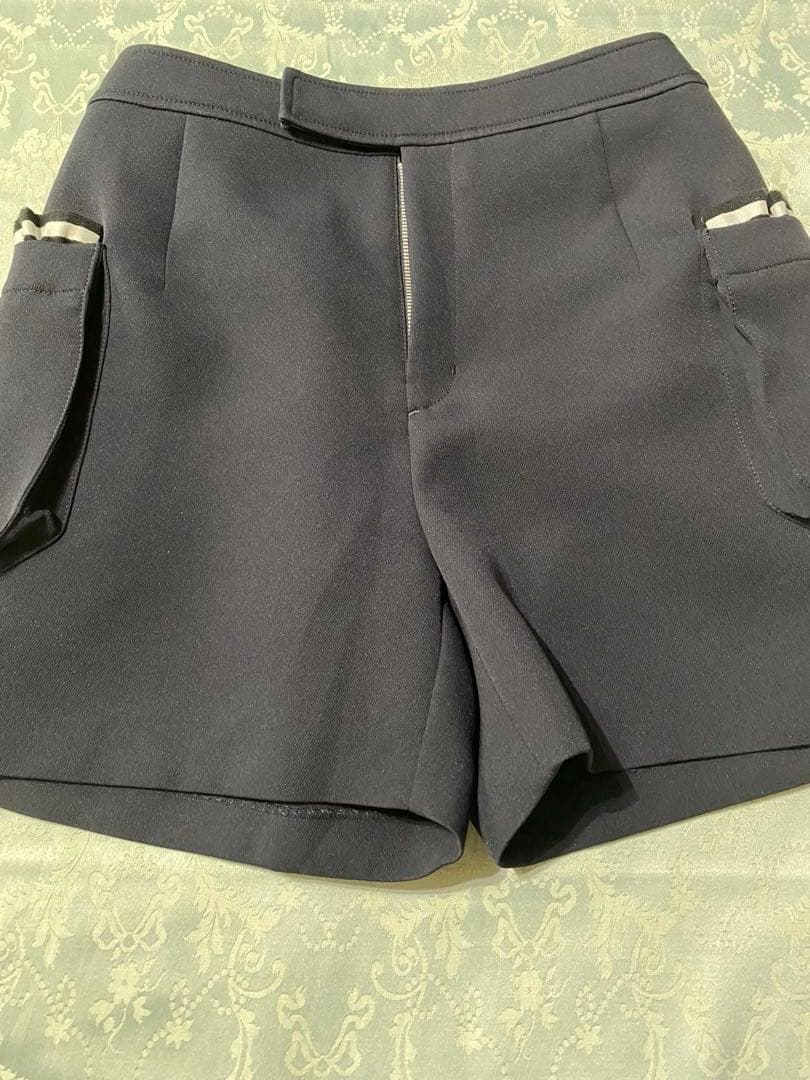 ボーダーズアットバルコニー　ショートパンツ