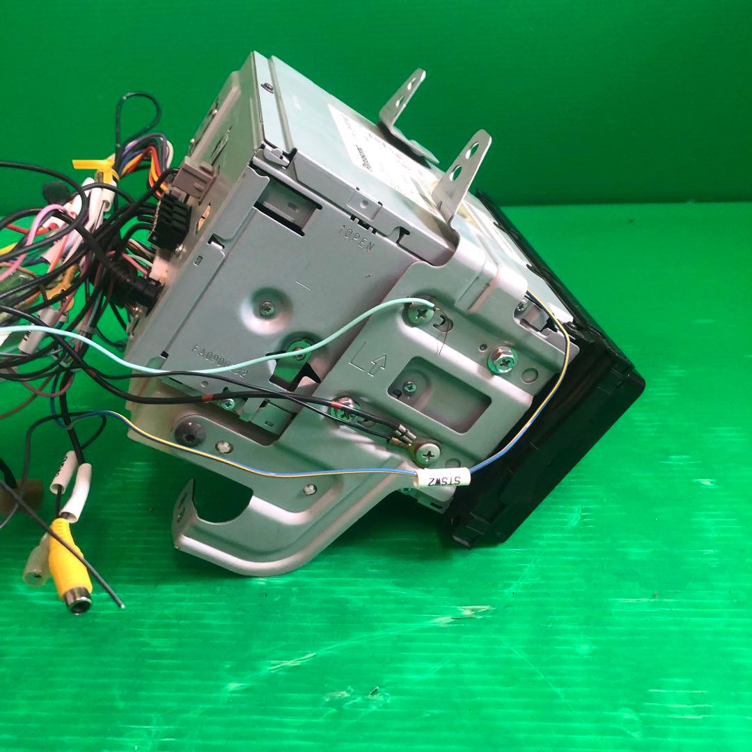 Panasonic CN-RE05WD カーナビ 取り付けフレーム付き 動作品