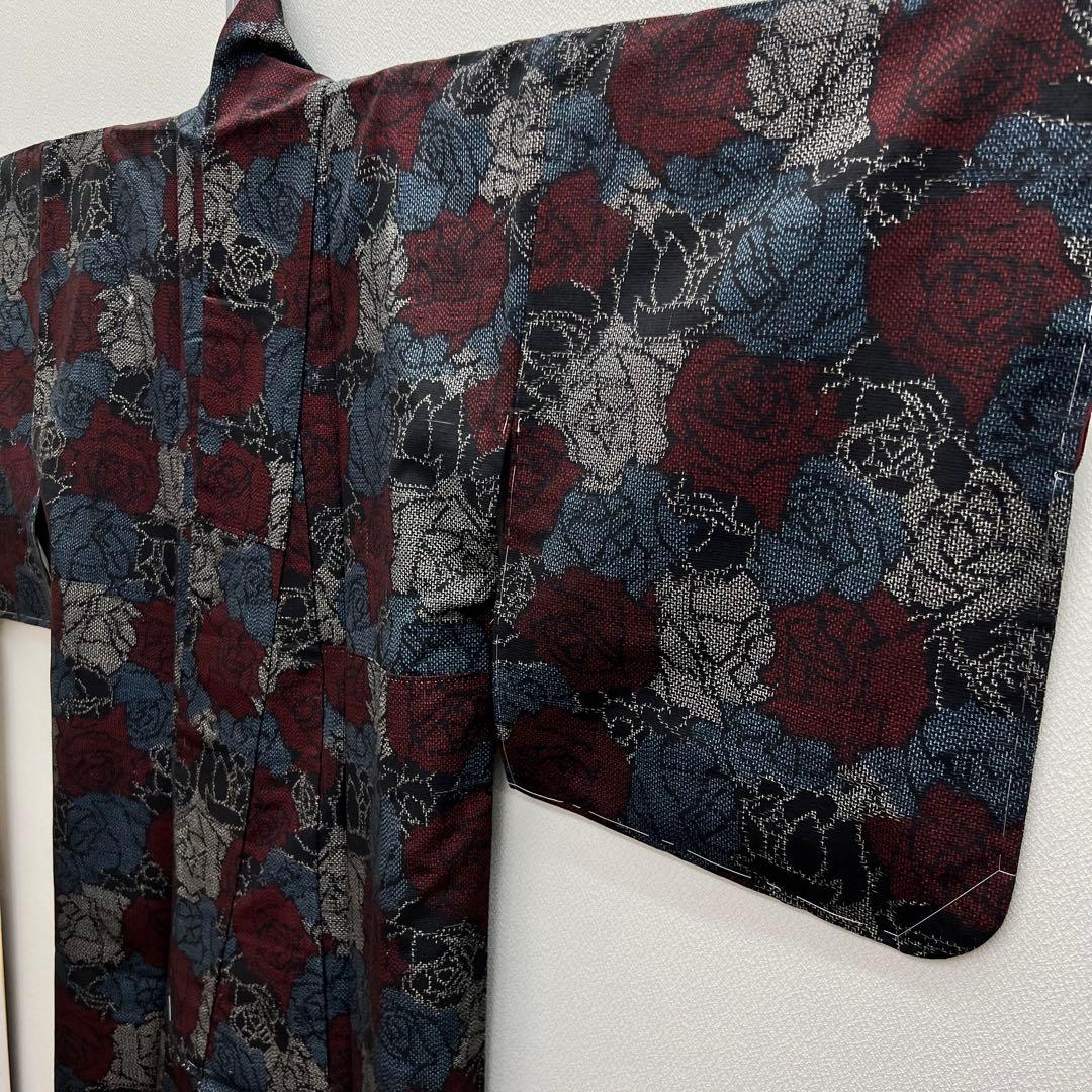 十日町紬　袷　薔薇　バラ模様の織り出し