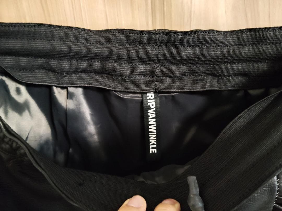 パンツ RIPVANWINKLE LEATHER JERSEY JODHPUR