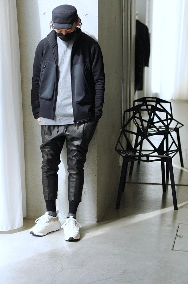 パンツ RIPVANWINKLE LEATHER JERSEY JODHPUR