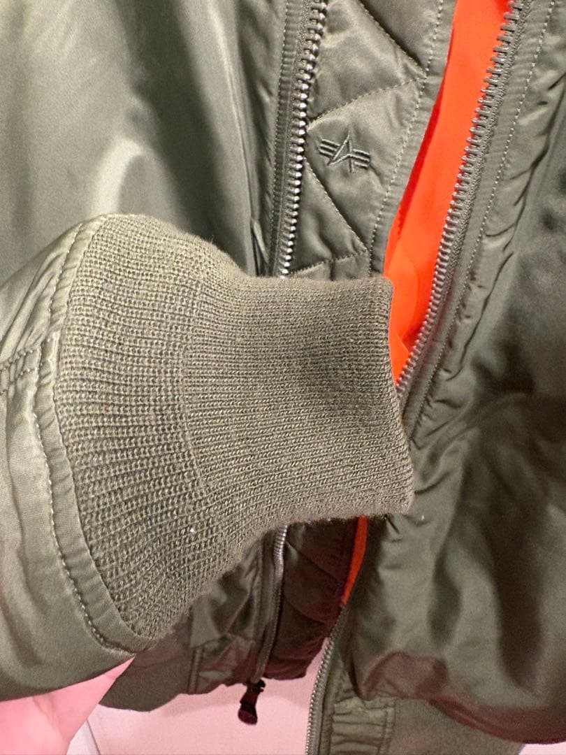 MA-1スタイルジャケット ALPHA INDUSTRIES