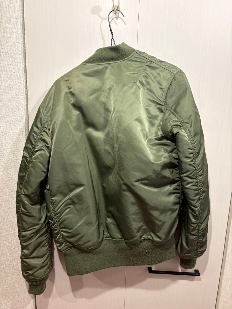 MA-1スタイルジャケット ALPHA INDUSTRIES