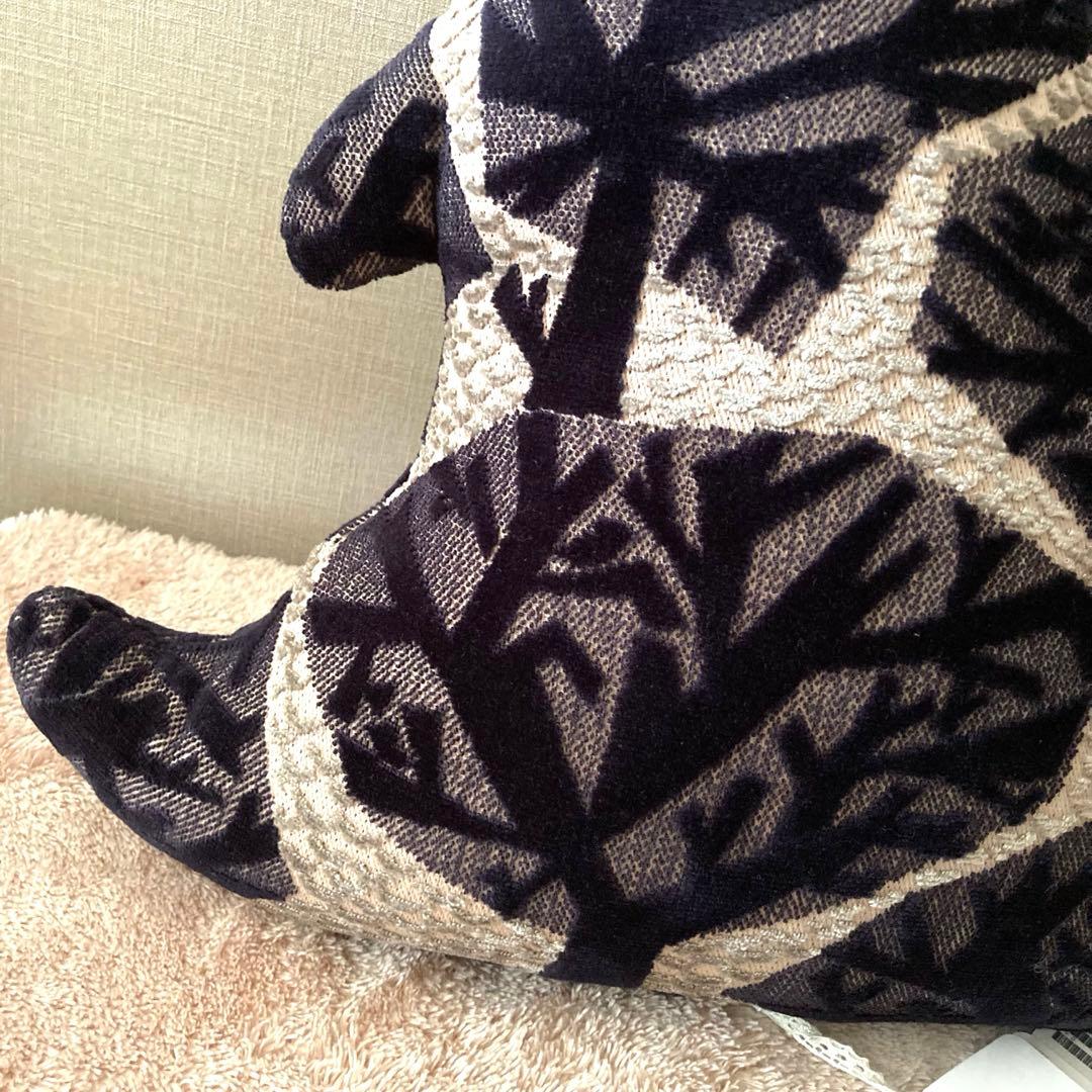 [新品] ミナペルホネン　うさぎクッション　フォグランド　ネイビー