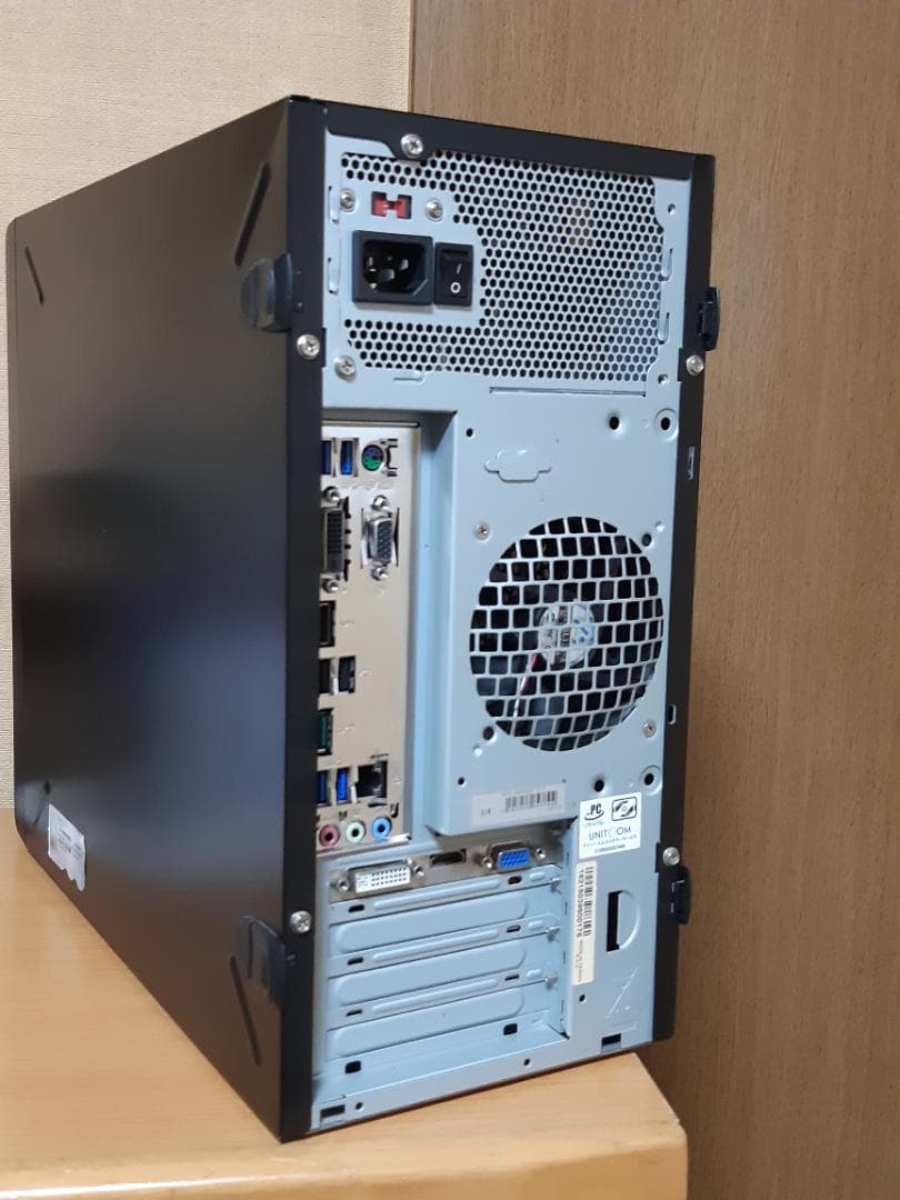 自作PC　RYZEN5 3500・8GB・128GB・GT520・WIN11