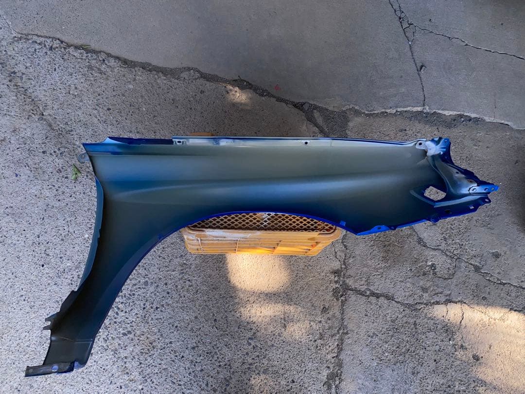 スバル　GDBインプレッサ STI フェンダー左