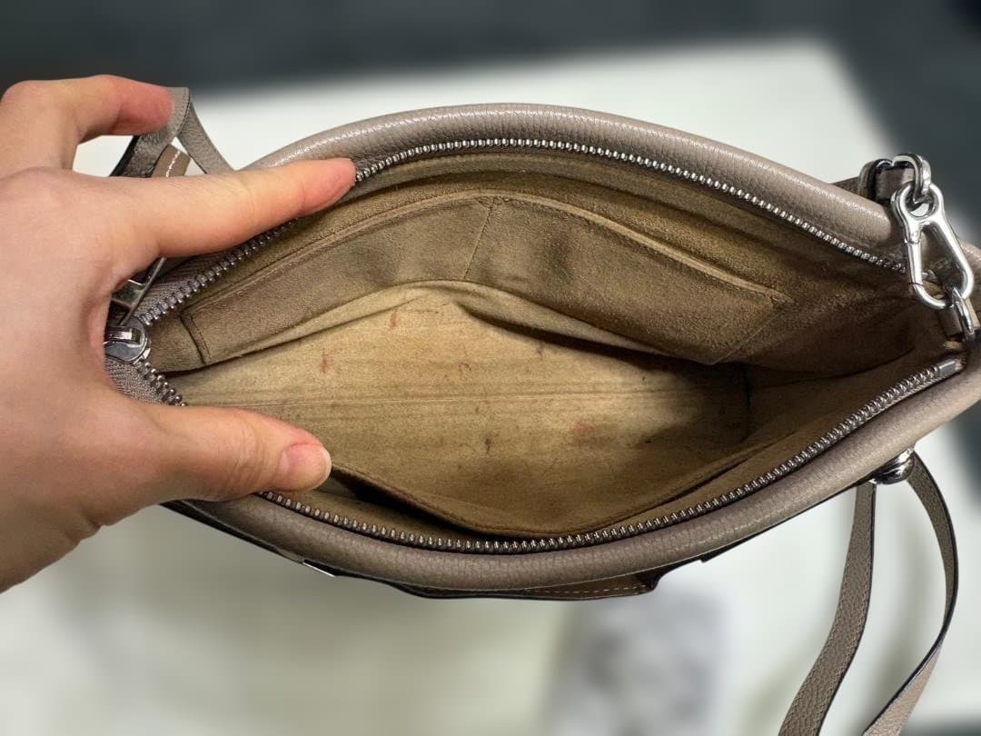 ロエベ LOEWE ミッシー ベージュレザー ショルダー クラッチ バッグ