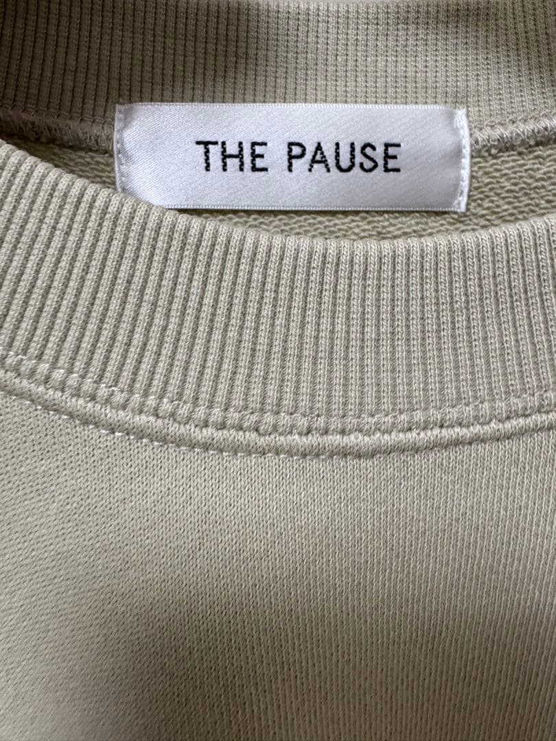 ウィムガゼット ロゴスウェットプルオーバー ベージュ