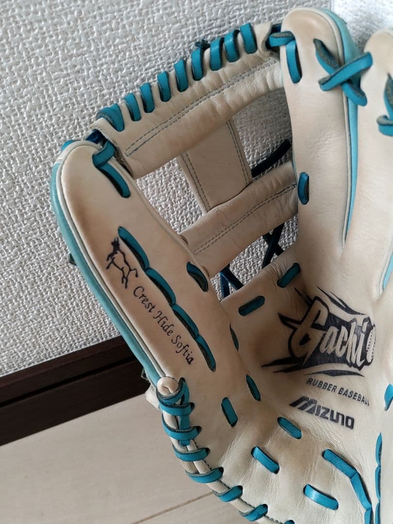 ミズノ　軟式内野グローブ　限定カラー　Gachi　ガチ