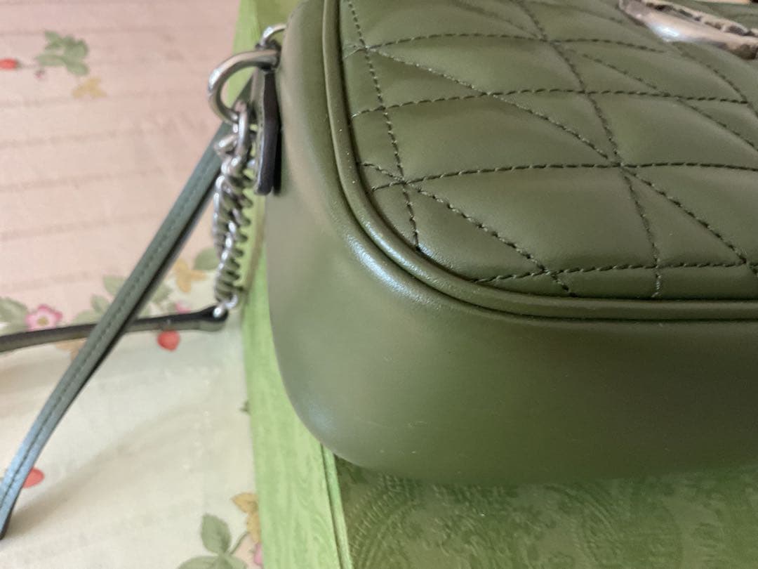 GUCCI オリーブグリーン ショルダーバッグ