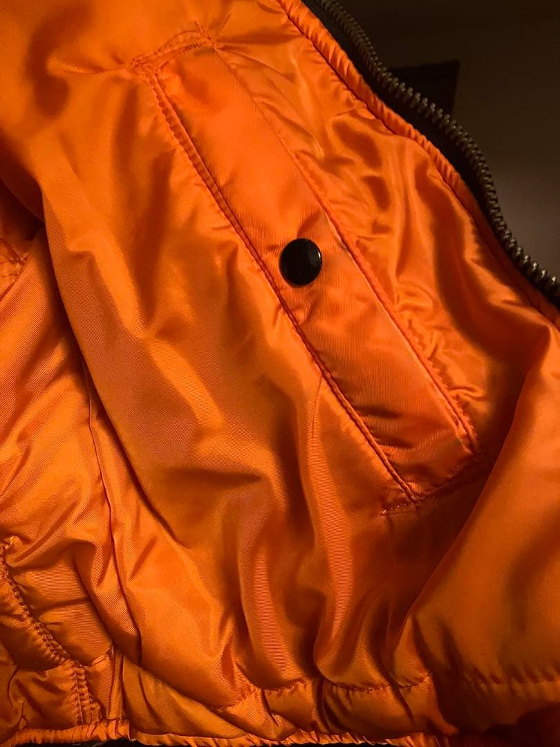 MA-1 ブラックジャケット オレンジ内側