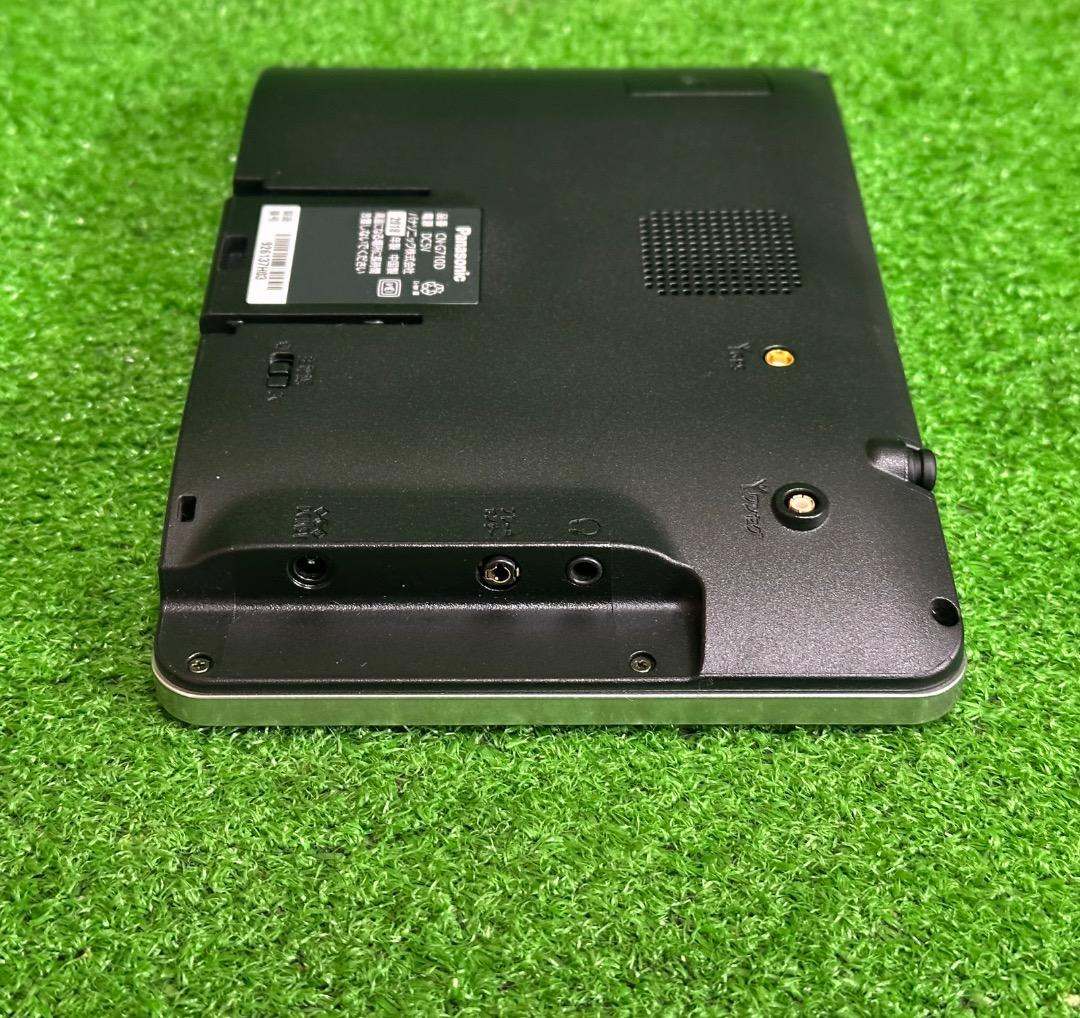 パナソニック CN-G710D ポータブルナビ. 地図データ2017 年製.