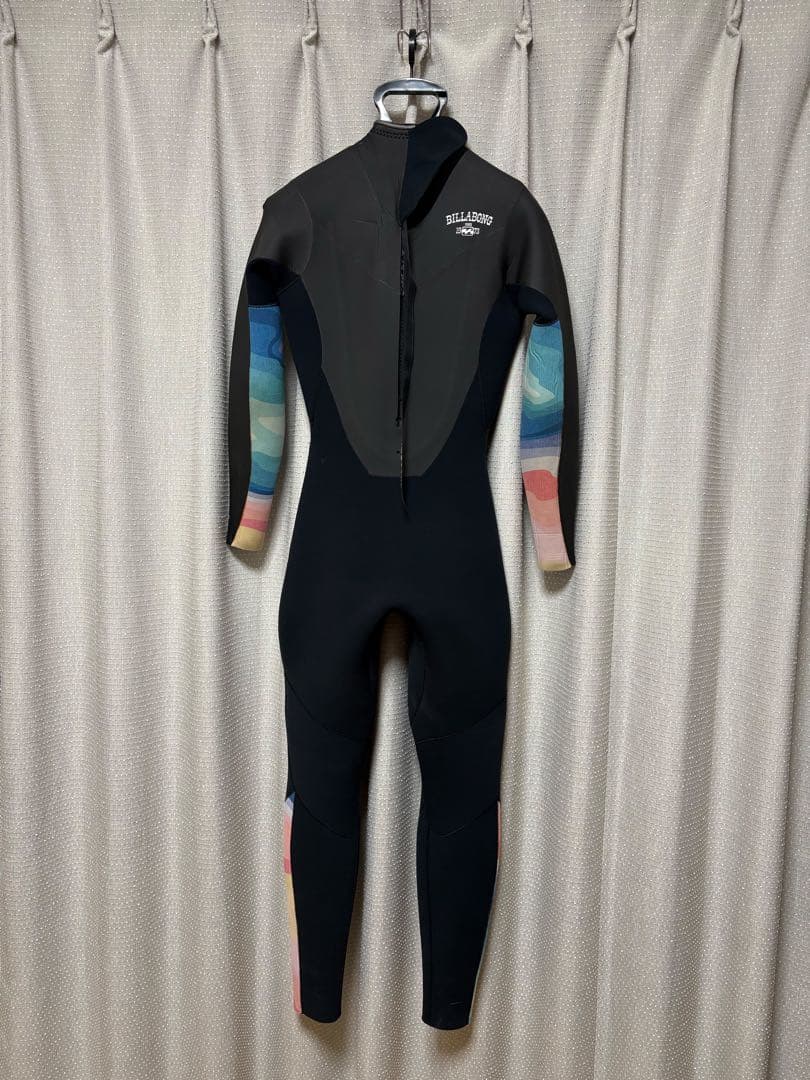 BILABONG(ビラボン)5×3mm セミドライ レディース MLサイズ