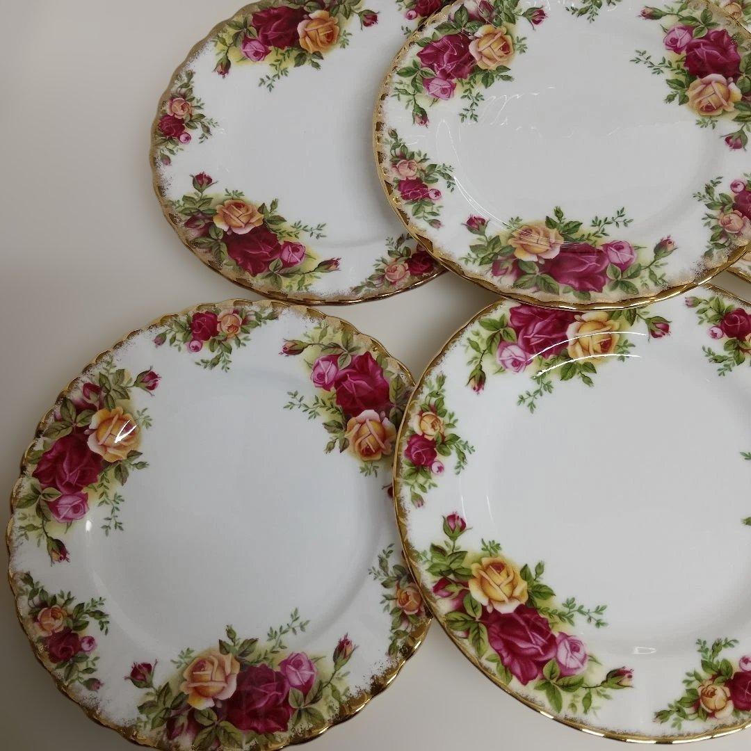 ロイヤルアルバート、オールドカントリーローズ皿セット（大皿1枚、小皿6枚）