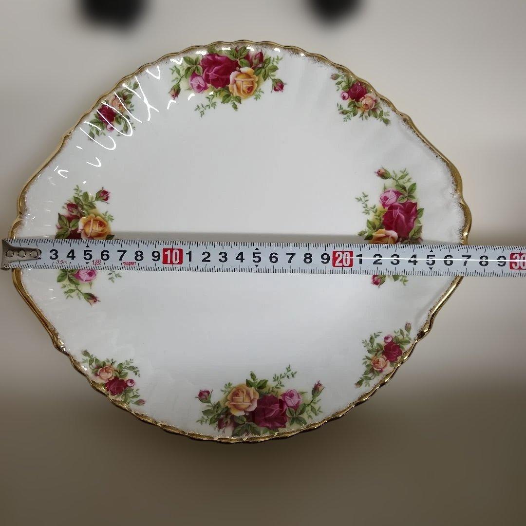 ロイヤルアルバート、オールドカントリーローズ皿セット（大皿1枚、小皿6枚）