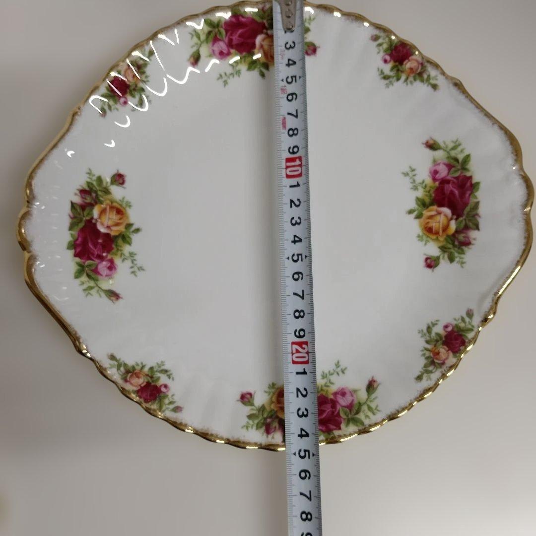 ロイヤルアルバート、オールドカントリーローズ皿セット（大皿1枚、小皿6枚）