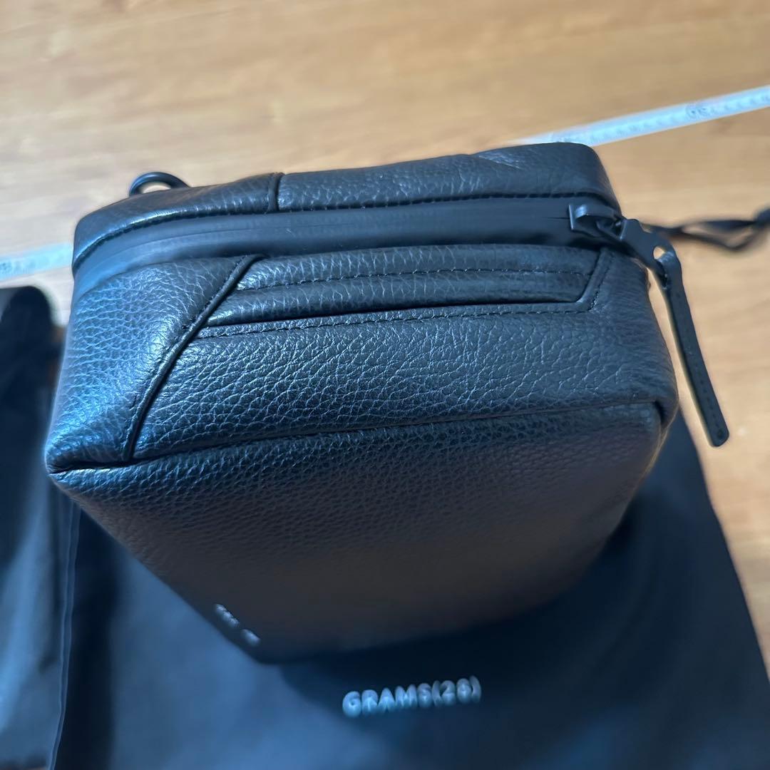 Grams(28) 133 Essential Case Max カメラバッグ