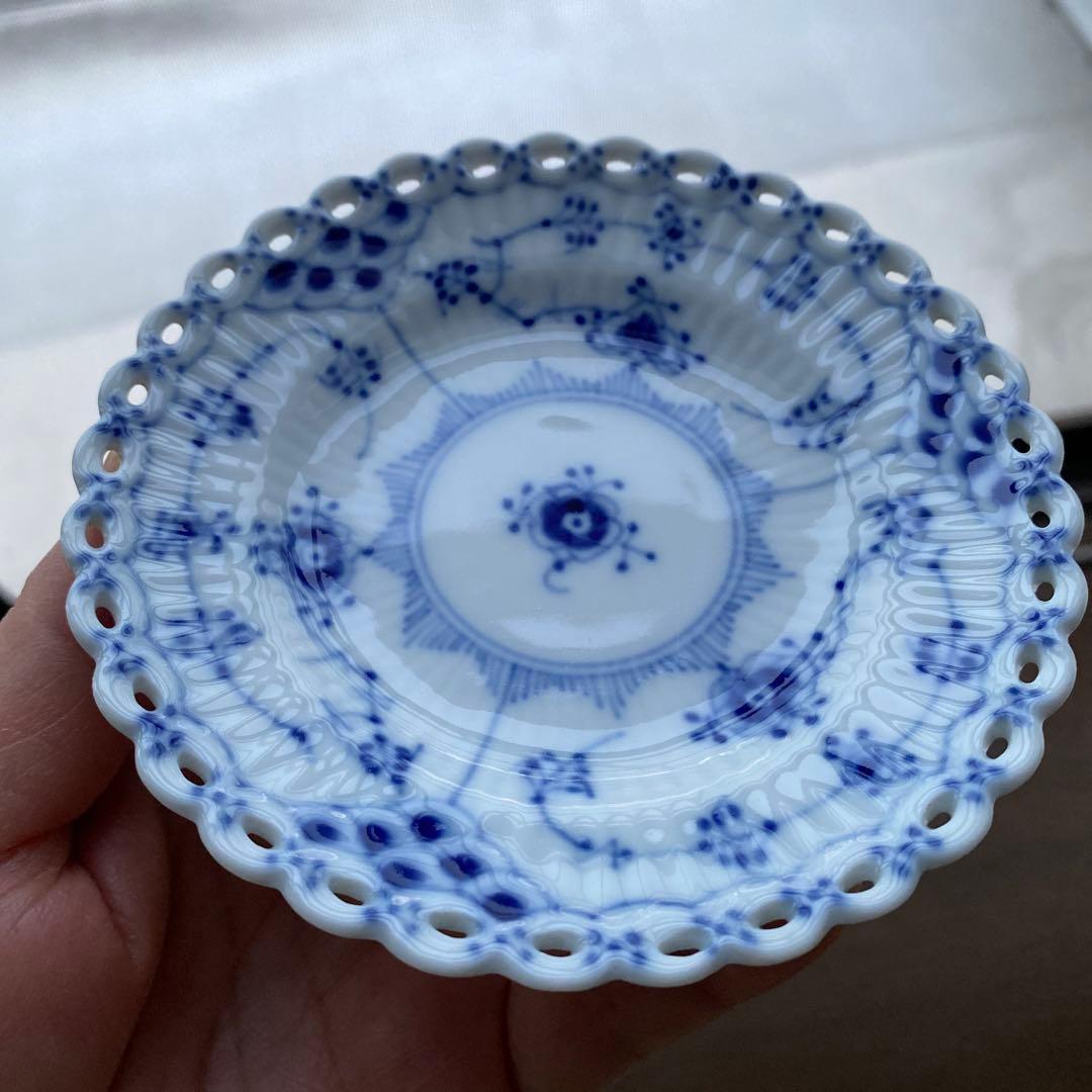 ヨ*ー様 ロイヤルコペンハーゲンブルーフルーテッドフルレース1145