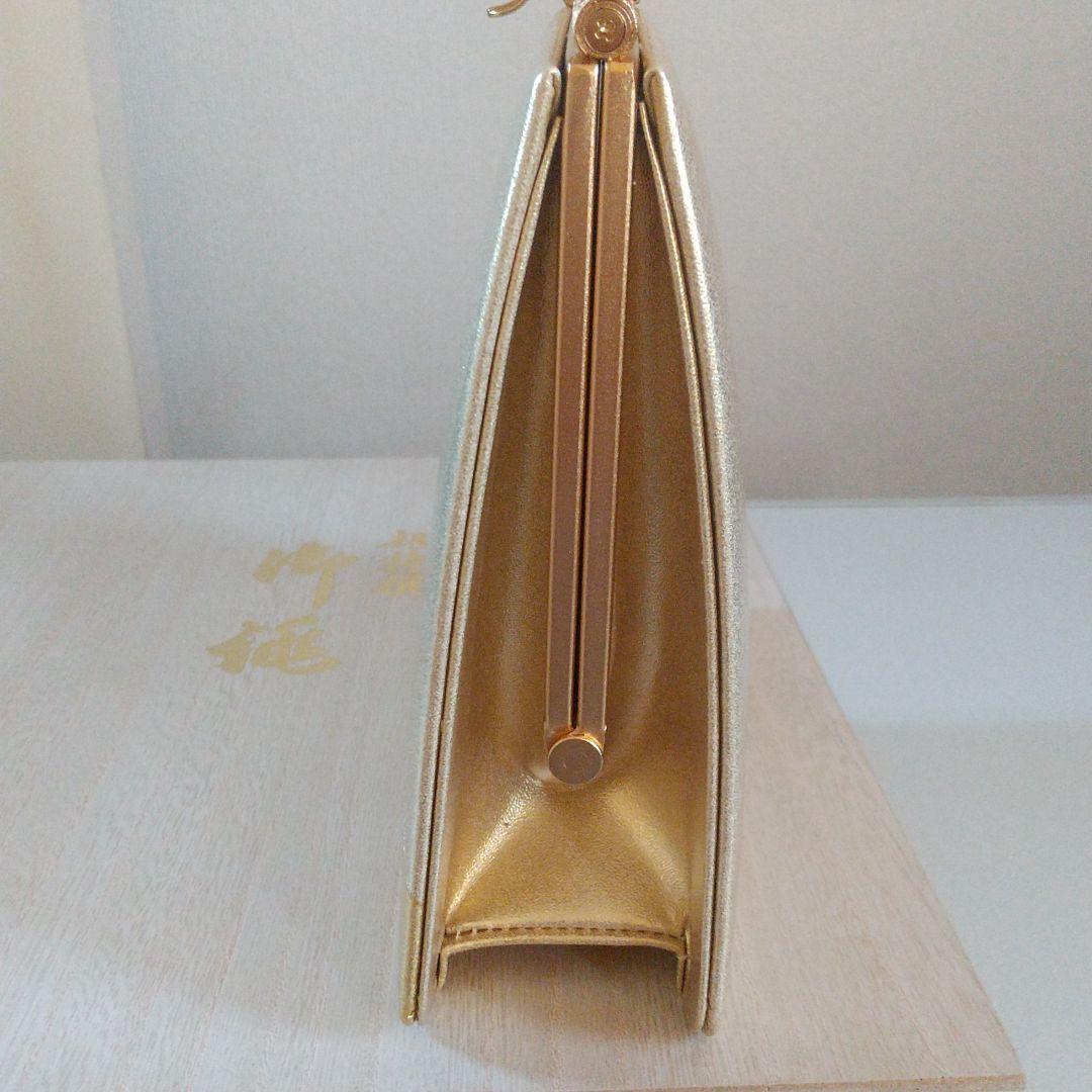 草履 と バッグ のセット 金色 木箱入り 送料込み　　未使用品