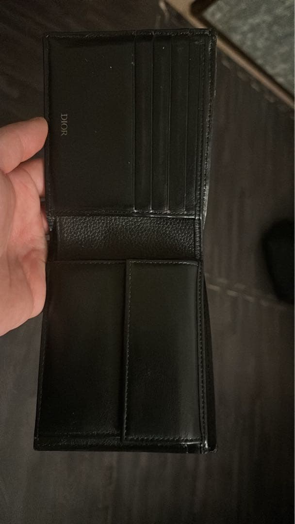 (七転び家主） Dior 二つ折り財布