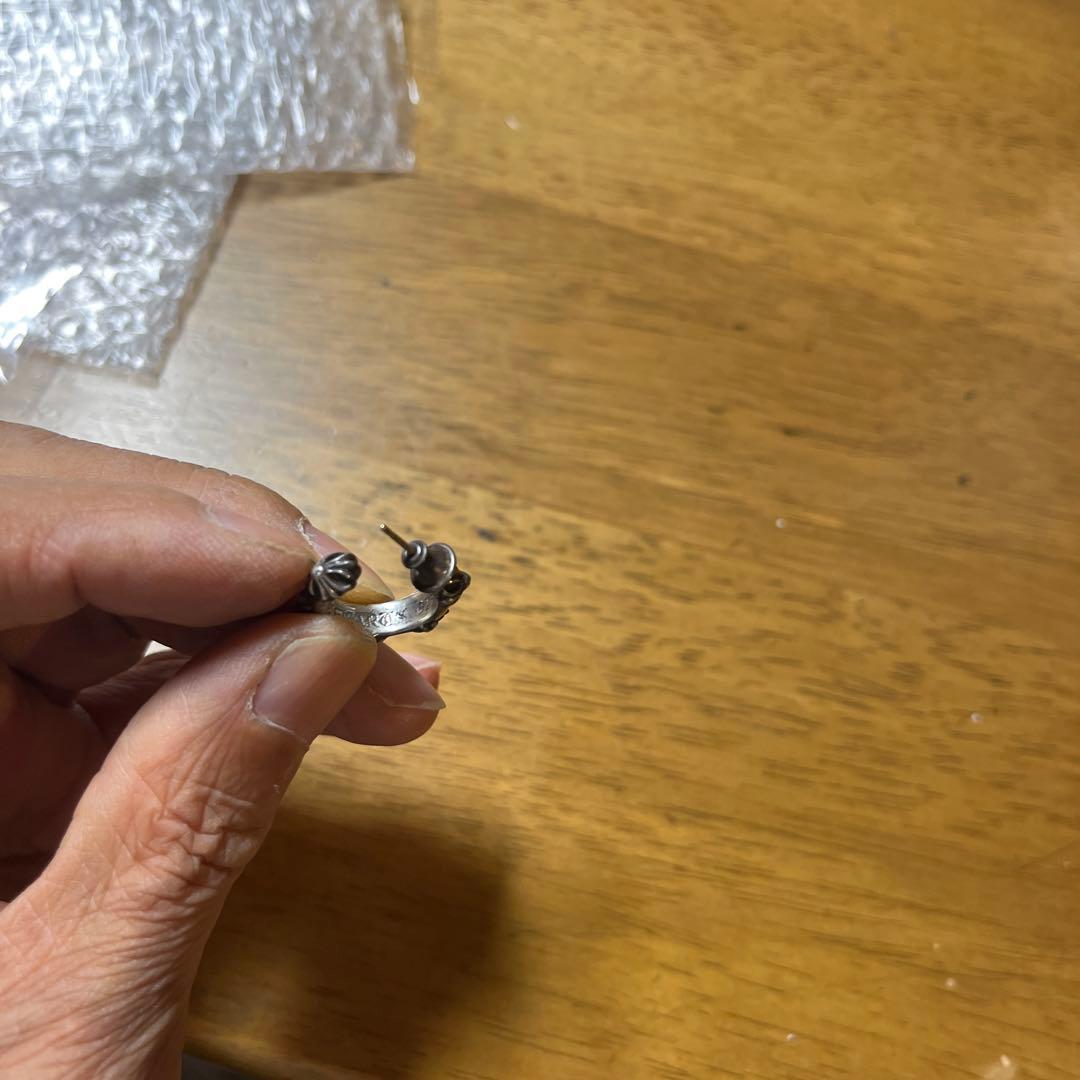 クロムハーツ クロスバンドピアス