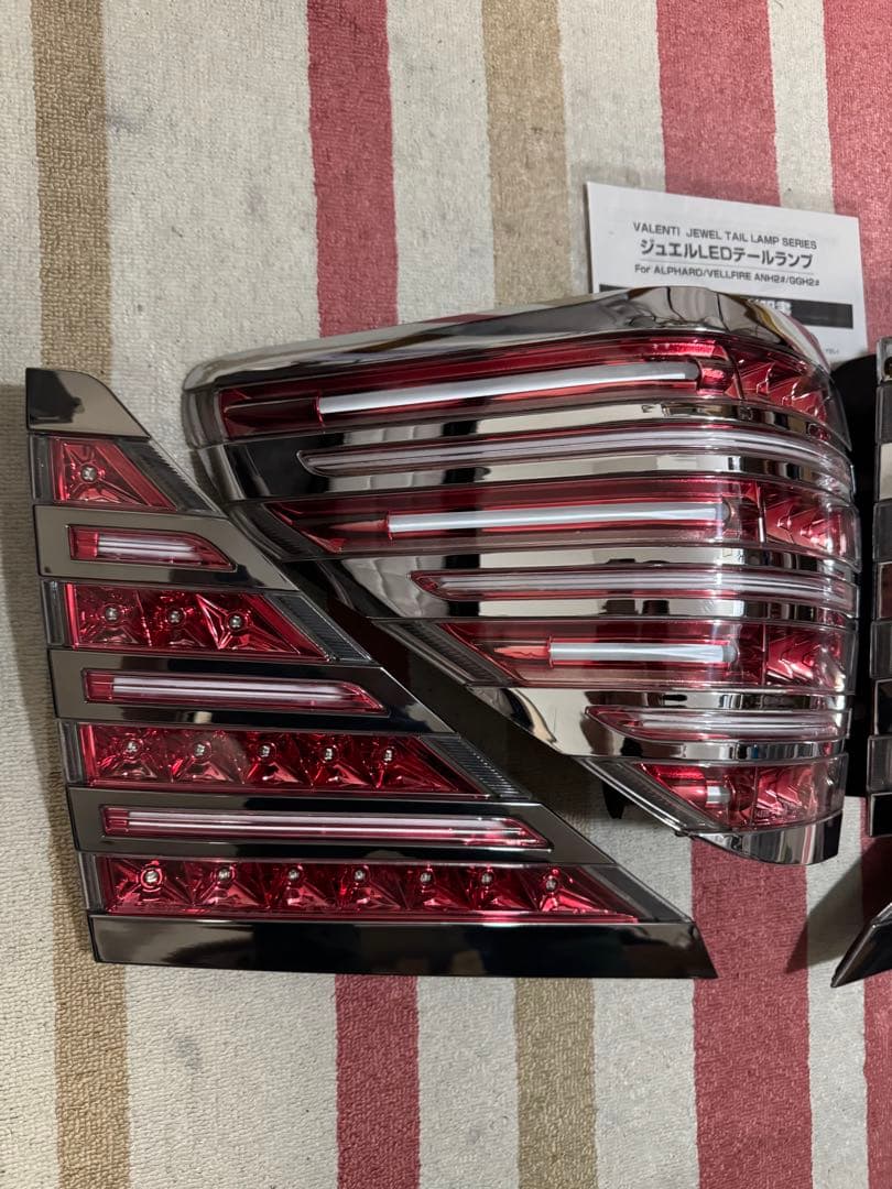 綺麗 ヴェルファイア アルファード 20 ヴァレンティ テールランプ テール