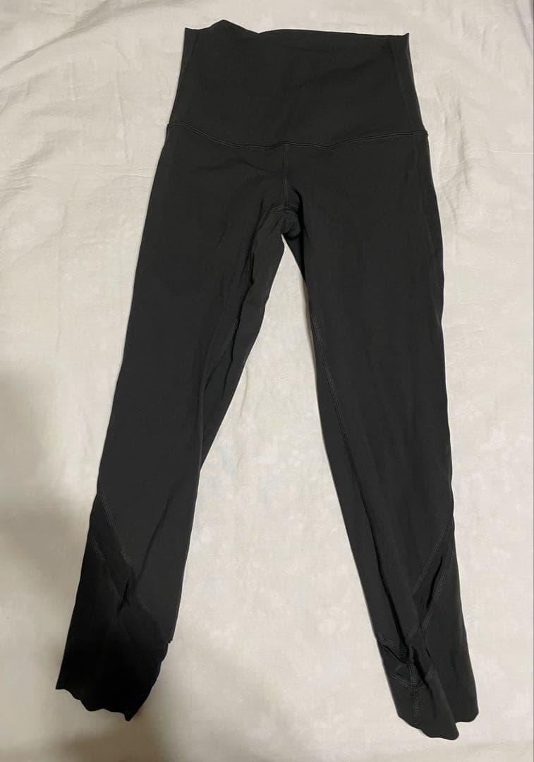 lululemon ルルレモン　レギンス　黒　サイズ6 サブリナ丈