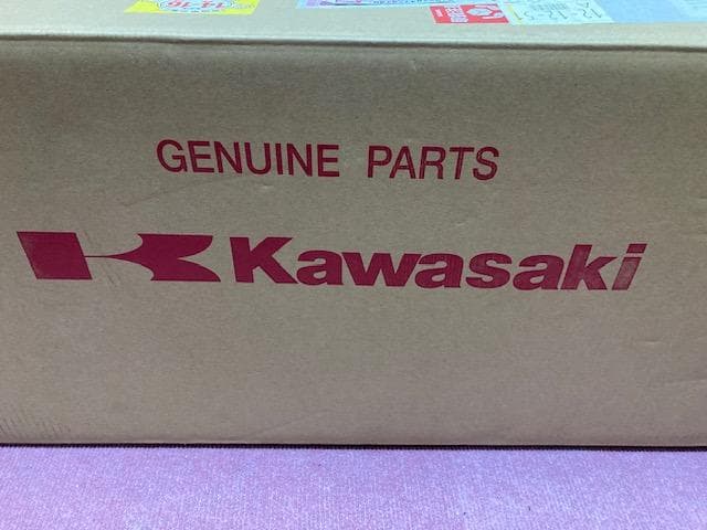 新品 未使用 カワサキ ゼファー X ZEPHYR X 純正タンク